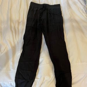 Olivaceous silk jogger/pants